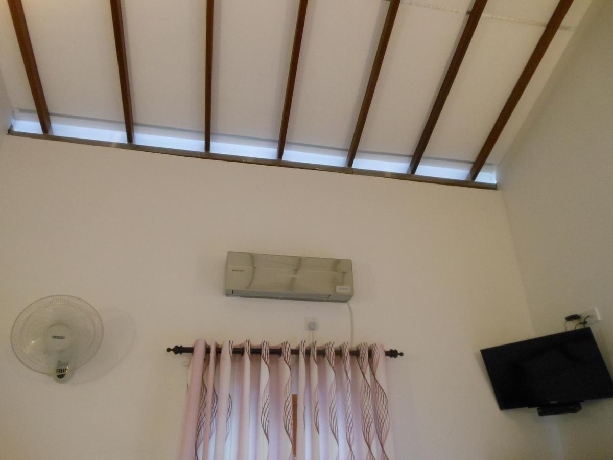 Lavender Hills Home Stay Канди Экстерьер фото