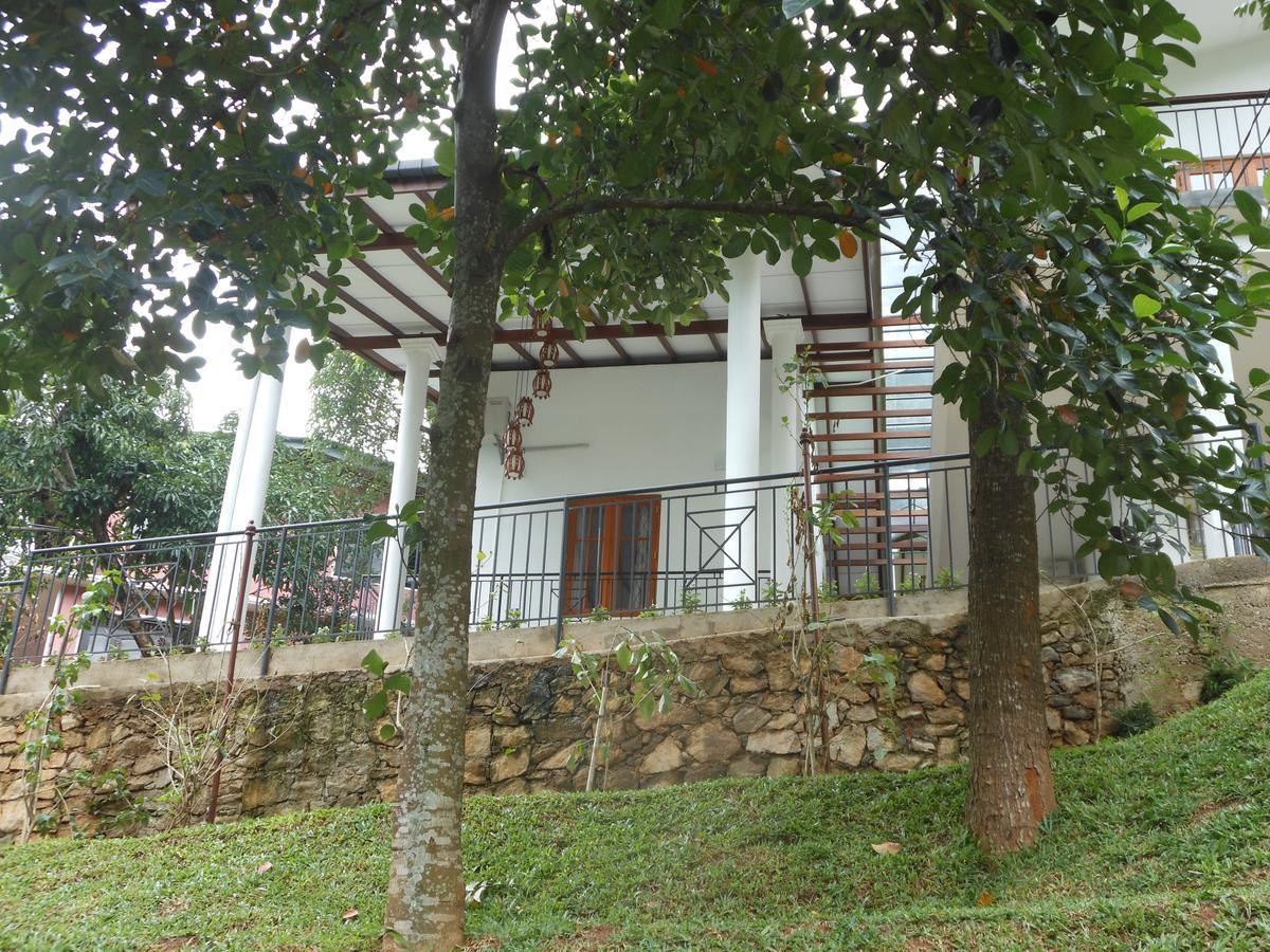 Lavender Hills Home Stay Канди Экстерьер фото