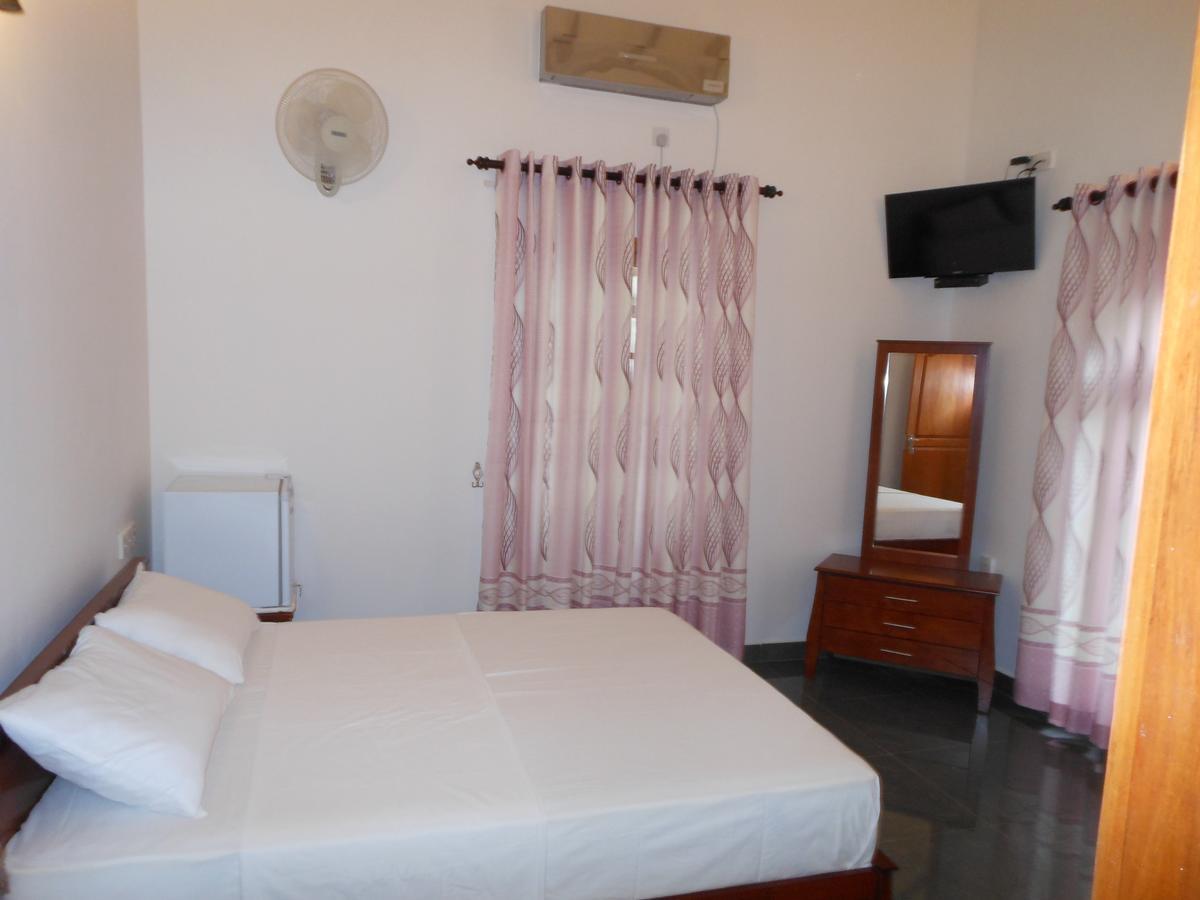 Lavender Hills Home Stay Канди Экстерьер фото